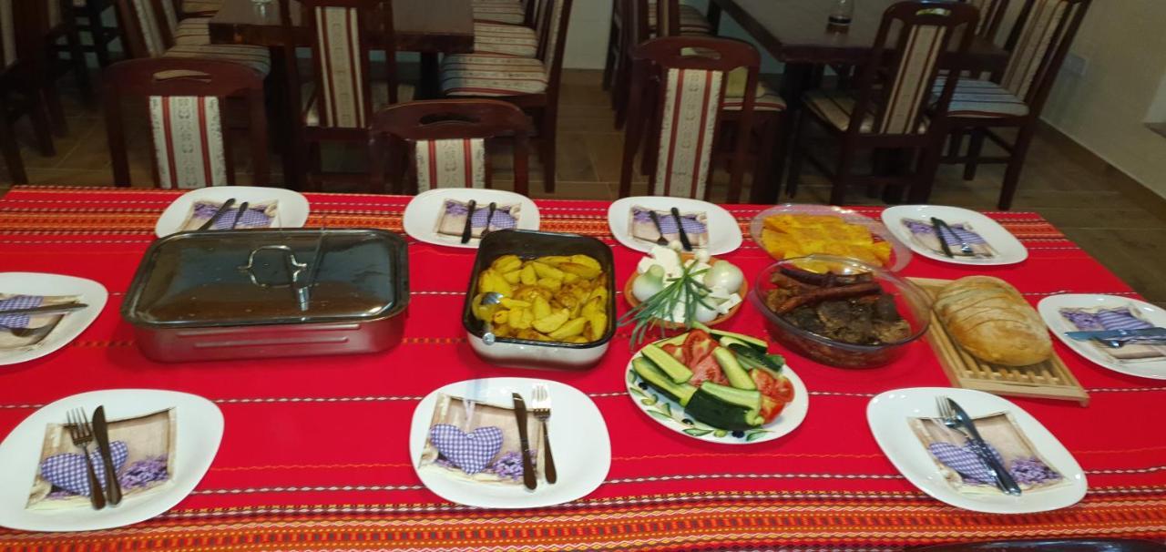 Apartmani Bojeresku ネゴティン エクステリア 写真