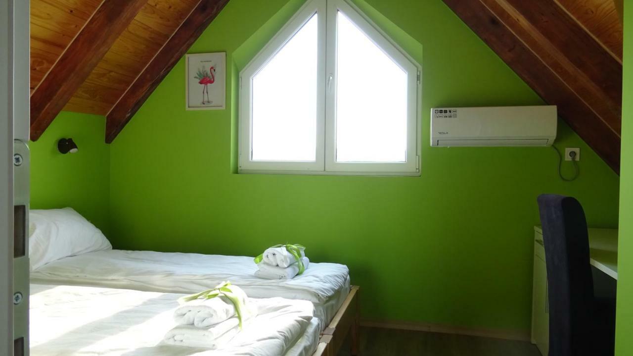 Apartmani Bojeresku ネゴティン エクステリア 写真